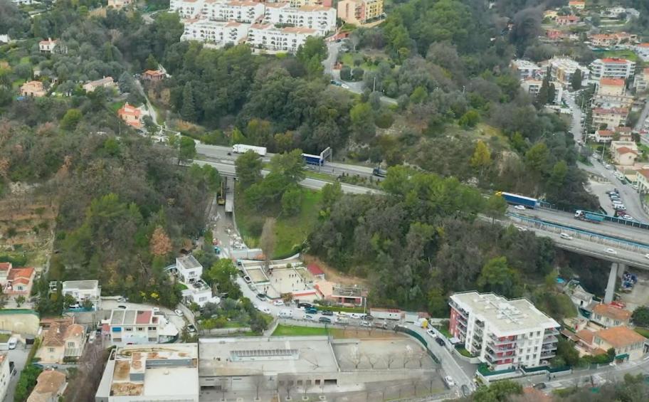 Eiffage Génie civil sous lautoroute A8 à Nice Éditions RGRA