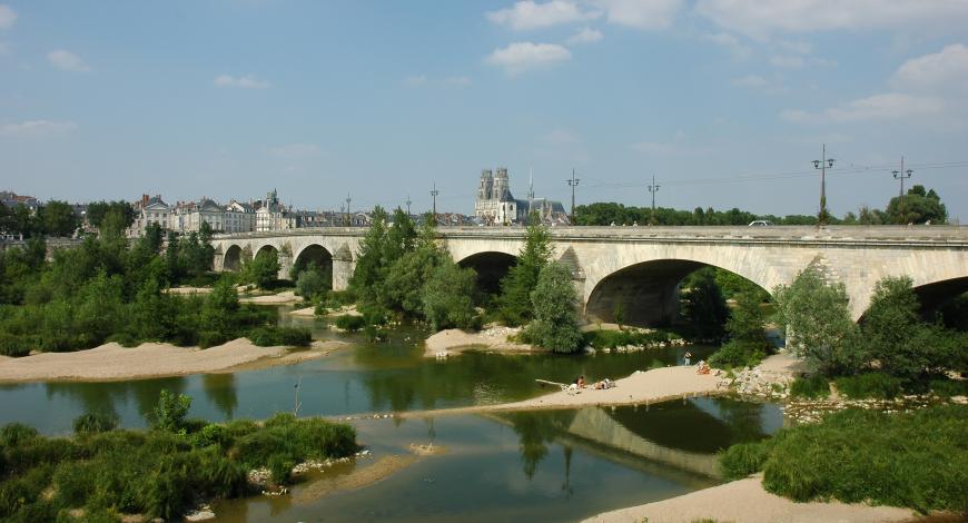 Pont George V à Orléans