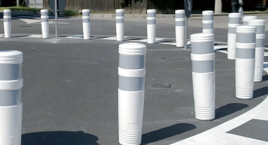 Produits de balisage plastique