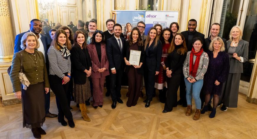 Une partie de l'équipe Mixité NGE et des membres des ressources humaines du groupe à l'occasion de la remise du label Afnor «Égalité professionnelle entre les femmes et les hommes»