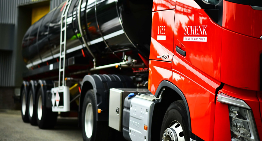 L’une des activités de Schenk UK concerne le transport du bitume
