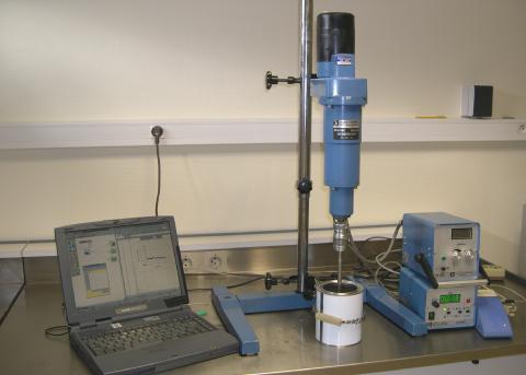 Dispositif de mesure de couple du Cerema Ouest, laboratoire de Saint-Brieuc.