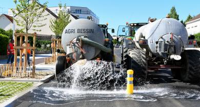 Saint-Nazaire innove avec une chaussée 100 % perméable sur voirie lourde
