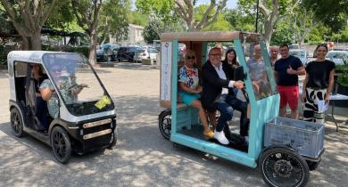 Le Maillon (à gauche) et le Karbikes, les deux vélis expérimentés par le Grand Avignon durant l’été