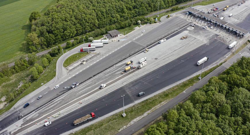 Barrière de péage pleine voie de Viry, en Haute-Savoie