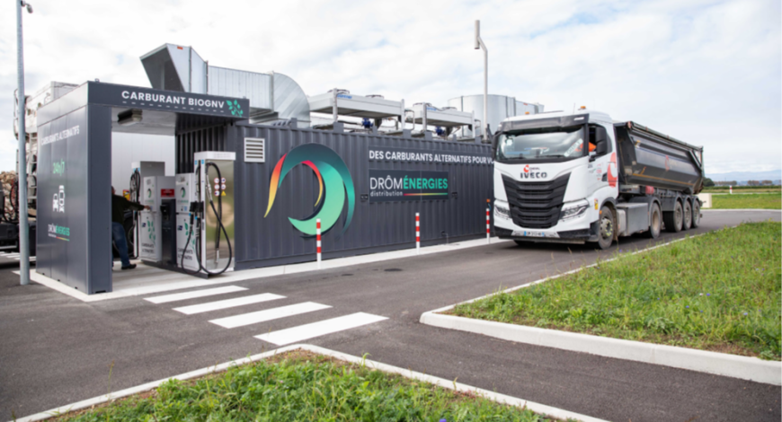 Le groupe Cheval a co-fondé Drôme Énergies Distribution, un consortium territorial visant à déployer des stations BioGNV en Drôme pour lui-même, mais aussi pour les autres entreprises et collectivités locales