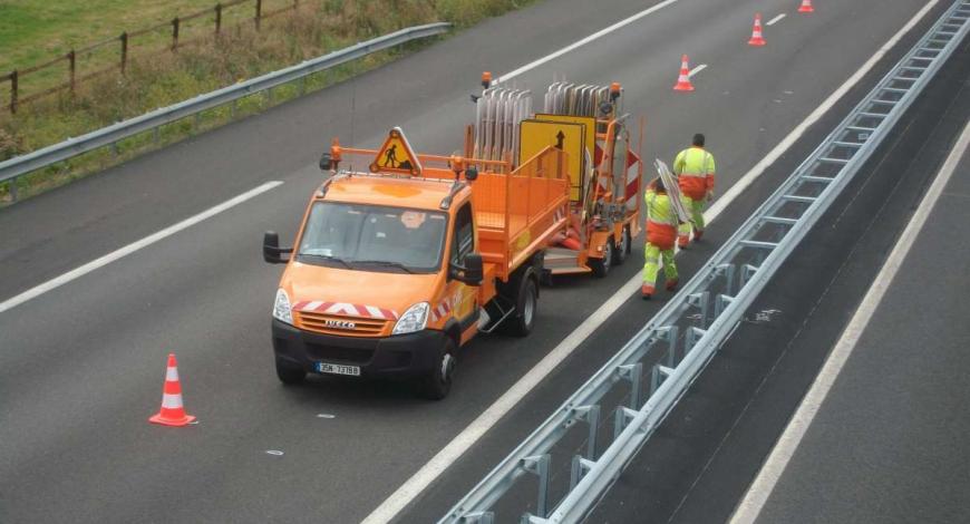 La gestion des équipements de la route a pour objectif d’en assurer la pérennité temporelle de l’usage de manière efficiente sur les plans économiques et des moyens humains