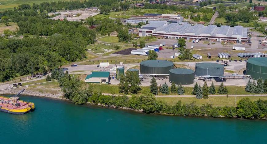 Terminal Suit-Kote de Tonawanda, dans l’État de New-York, aux États-Unis