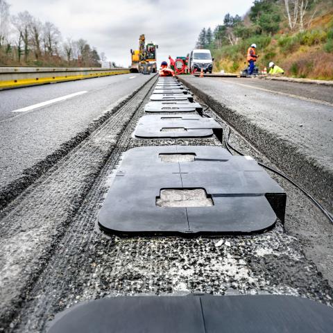 Installation du système de recharge par induction sur l’A10