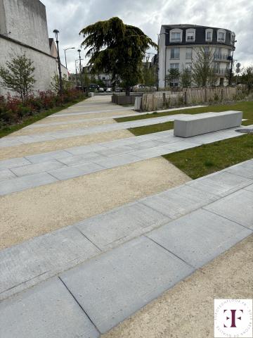 Pôle gare à Aubergenville (Yvelines)