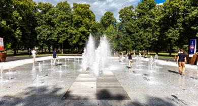 Esplanade d’eau du parc de la pépinière à Nancy