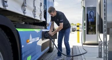 L’UE accorde 600 M€ à 70 projets d’infrastructures visant à décarboner les transports 